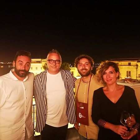 Albergo Del Sole Taranto Kültér fotó